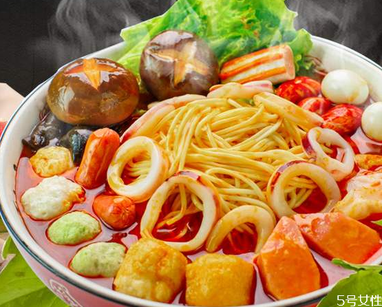 以用火锅底料吗 麻辣烫底料怎么做PG麻将胡了免费模拟器麻辣烫可(图3)