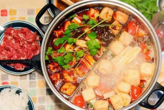 种蘸料的调法不要再傻傻的只放芝麻酱了！PG麻将胡了2模拟器火锅店老板教你5(图1)