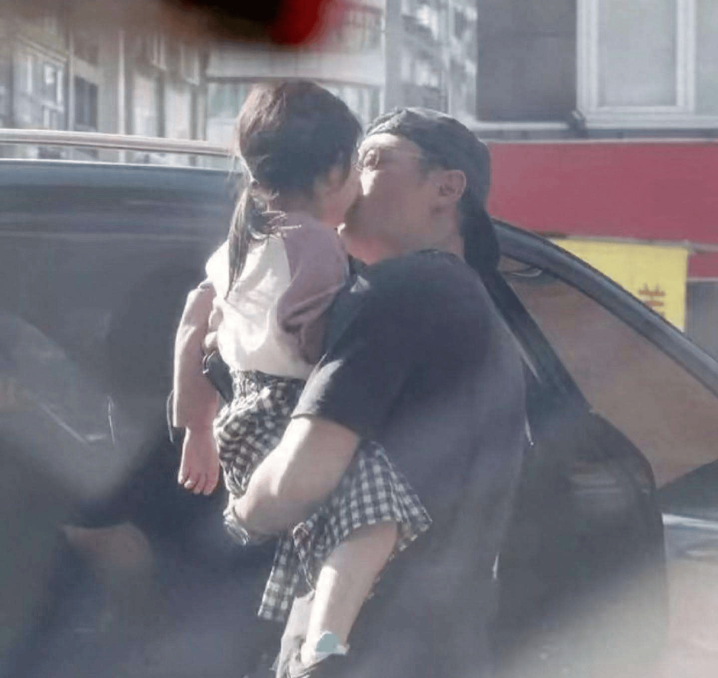 锅2盘菌菇1盘肉人均75元素颜发福长白发